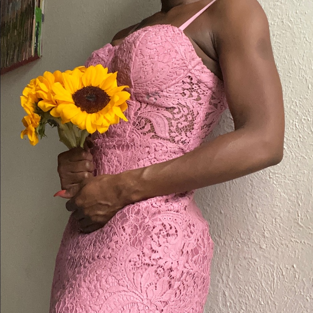BEBE SOFT PINK LACE BUSTIER MIDI DRESS